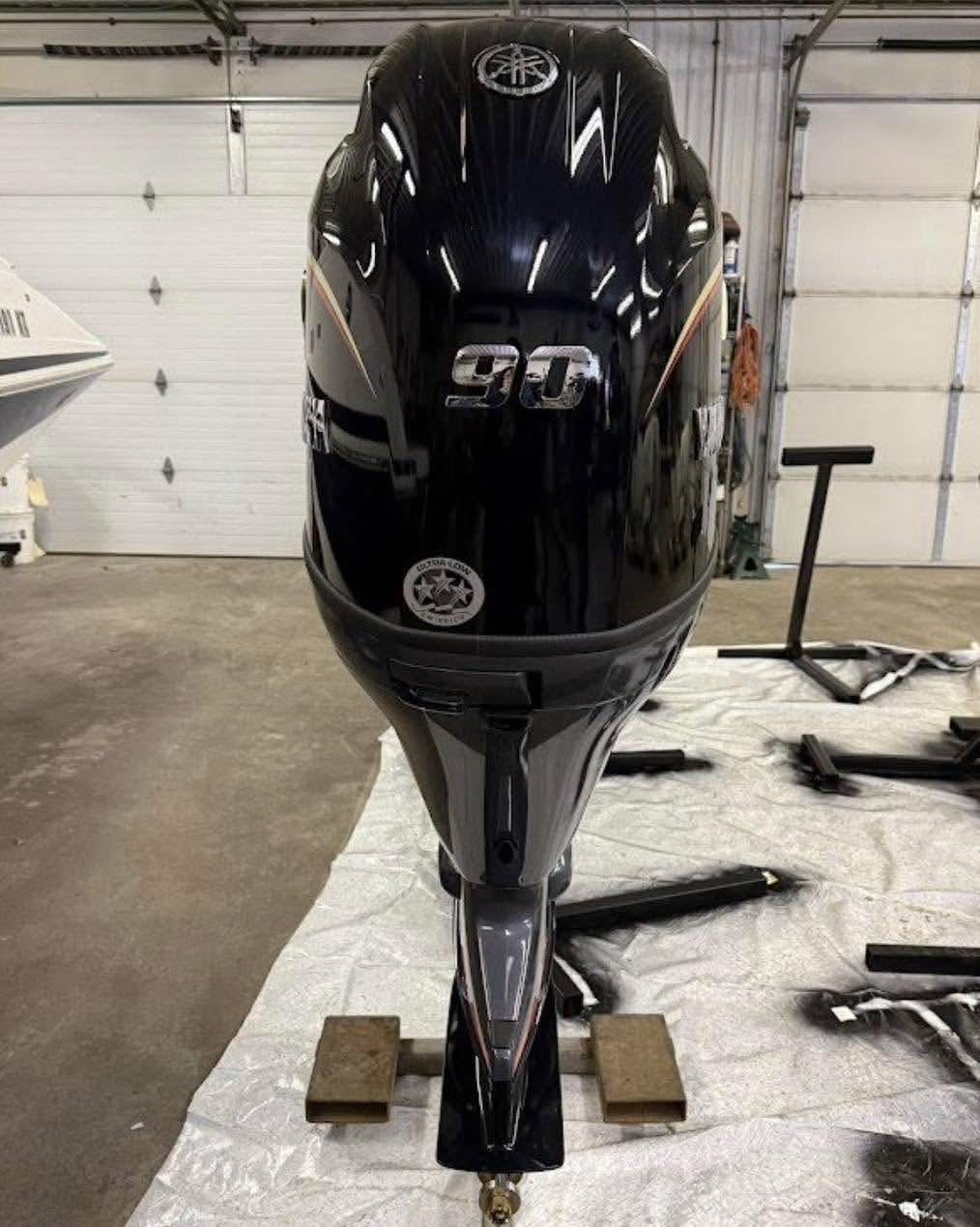 Yamaha 90 HP Vmax Sho 4 Stroke Outboard Motor Engine